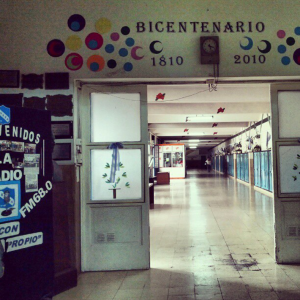 Móviles en clase, aliarse con el enemigo