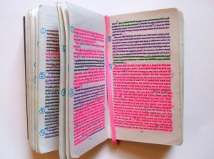 Subrayar las lecturas (solamente) no sirve para aprender: algunos mitos y realidades sobre técnicas de estudio
